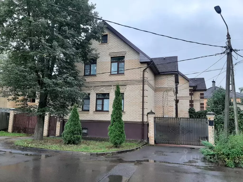 Коттедж в Ярославская область, Рыбинск Большая Казанская ул., 13 (240 ... - Фото 1