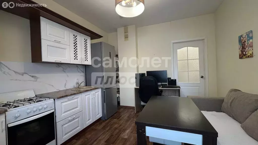 1-комнатная квартира: Среднеуральск, Набережная улица, 1А (36.8 м) - Фото 2