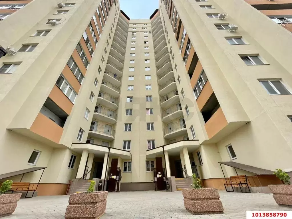 Студия Краснодарский край, Краснодар ул. Домбайская (32.0 м) - Фото 1