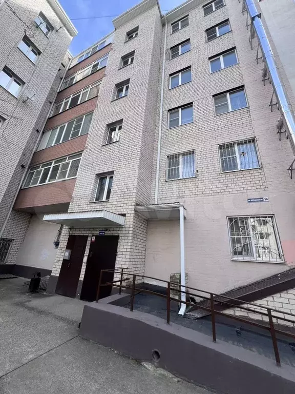 3-к. квартира, 81 м, 2/6 эт. - Фото 1