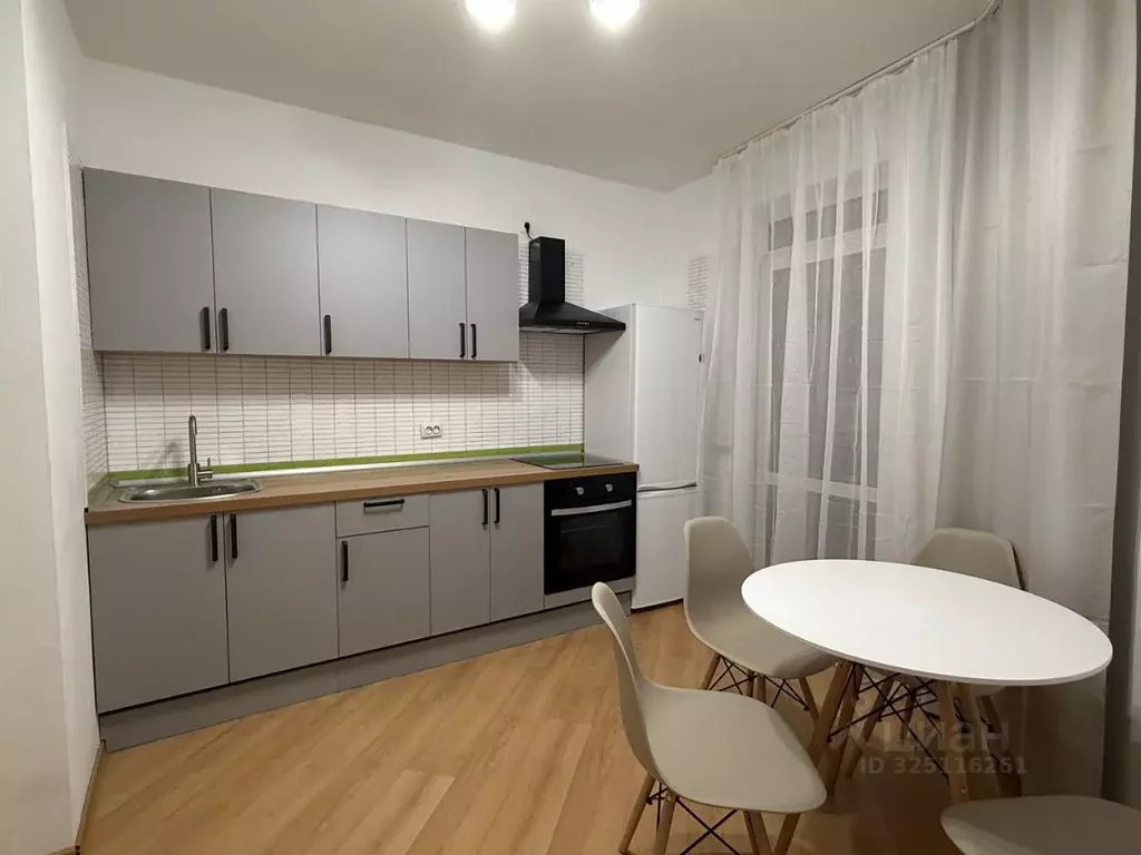 3-к кв. Свердловская область, Екатеринбург ул. Татищева, 49 (89.5 м) - Фото 1