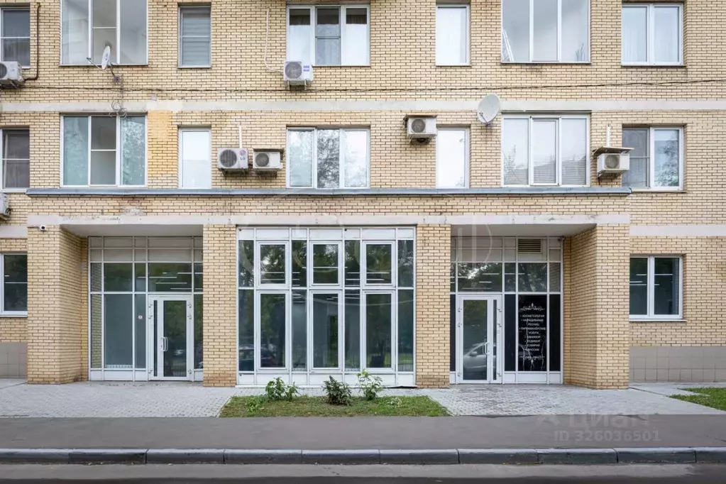 Торговая площадь в Москва Челюскинская ул., 9 (916 м) - Фото 1