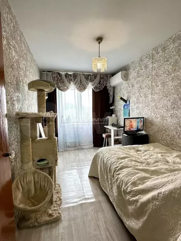 2-к. квартира, 43 м, 4/9 эт. - Фото 1