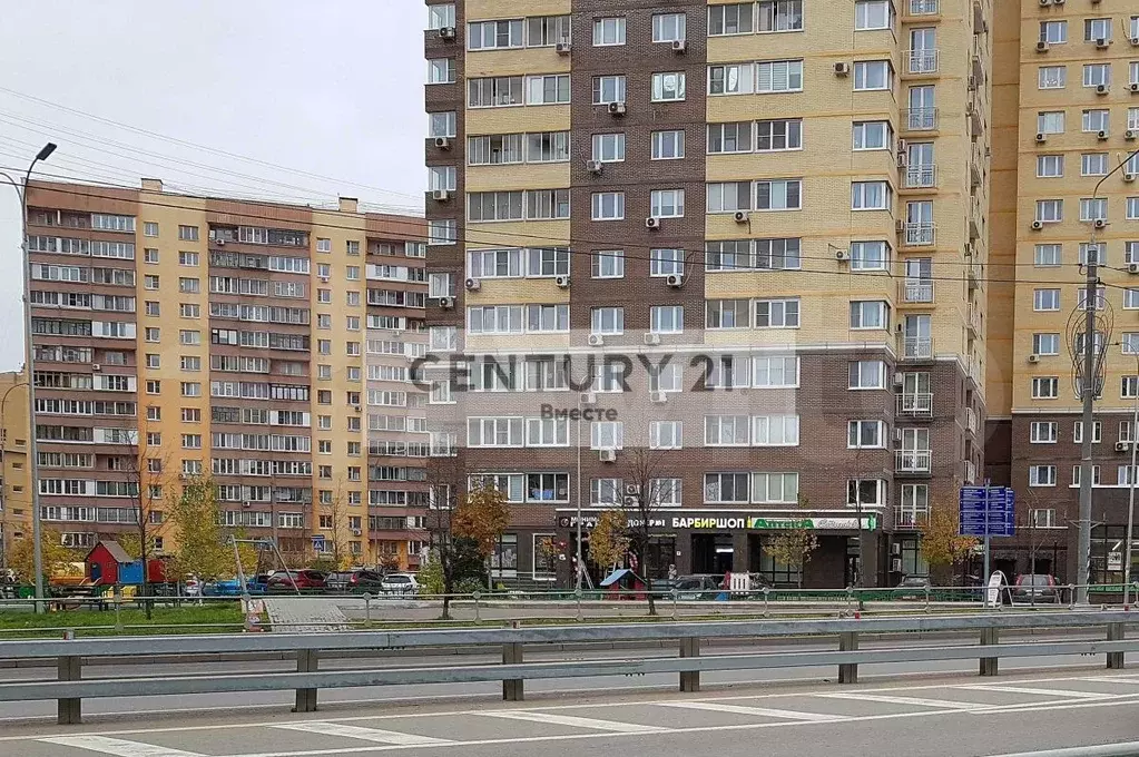 1-к. квартира, 42 м, 9/17 эт. - Фото 0