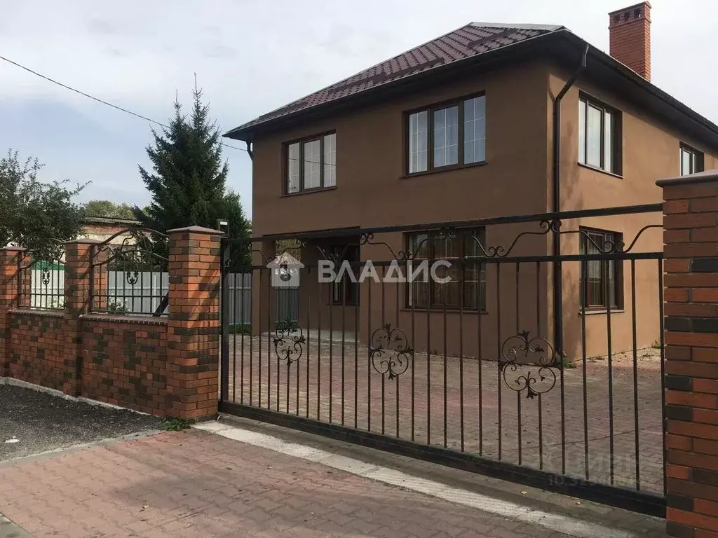 Дом в Калининградская область, Гурьевский муниципальный округ, пос. ... - Фото 2