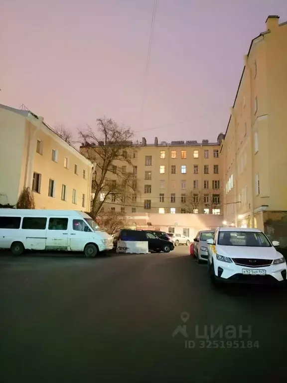 Комната Санкт-Петербург ул. Декабристов, 46 (13.4 м) - Фото 2