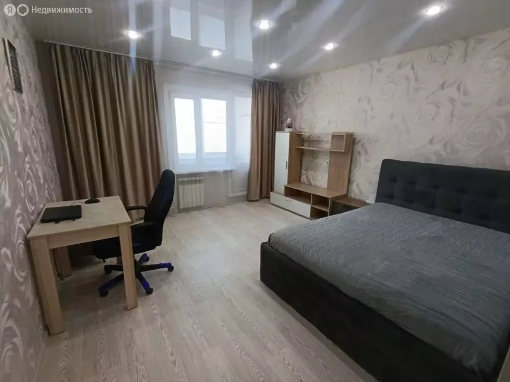 3-комнатная квартира: Шелехов, 1-й микрорайон, 46 (67 м) - Фото 1