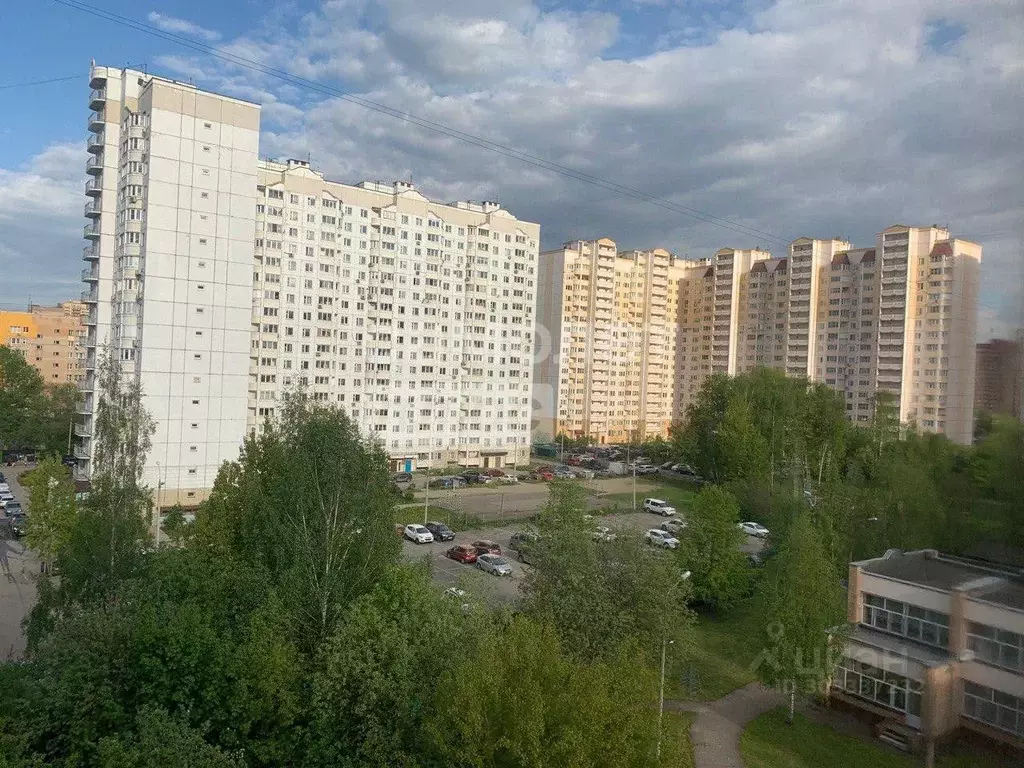 3-к кв. Московская область, Долгопрудный Лихачевское ш., 4 (71.5 м) - Фото 0