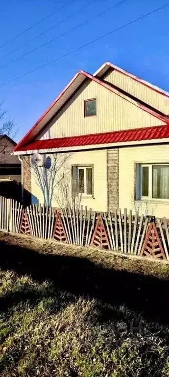 Дом в Красноярский край, Ужур ул. Колосова, 87 (79 м) - Фото 1