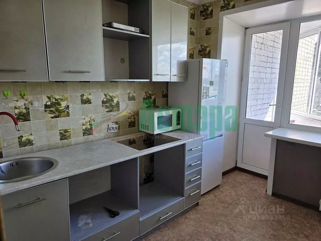 2-к кв. Забайкальский край, Чита Красноармейская ул., 69 (53.6 м) - Фото 0