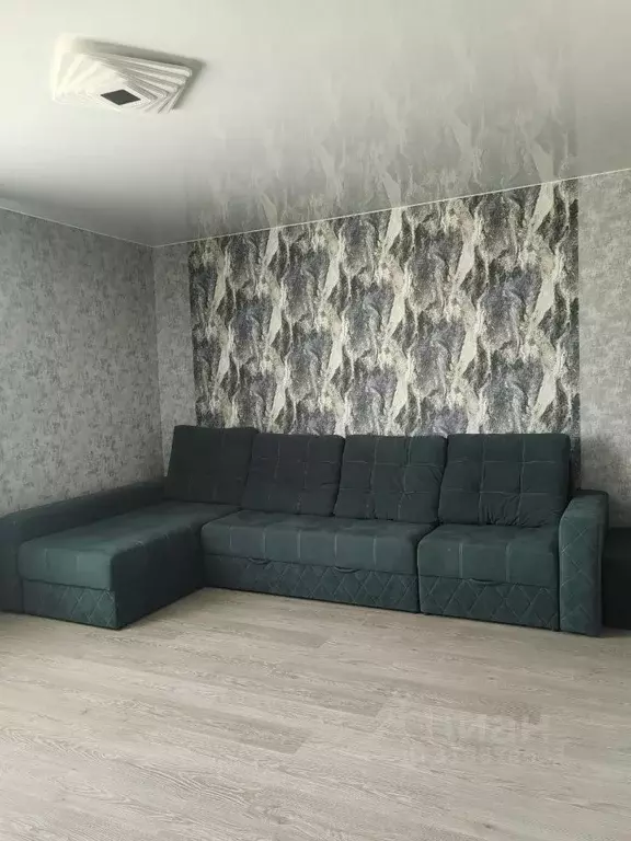 2-к кв. Омская область, Омск ул. Красный Путь, 137/2 (60.0 м) - Фото 0