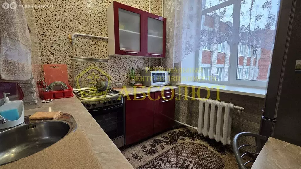 3-комнатная квартира: Ревда, улица Ленина, 20 (61.6 м) - Фото 2