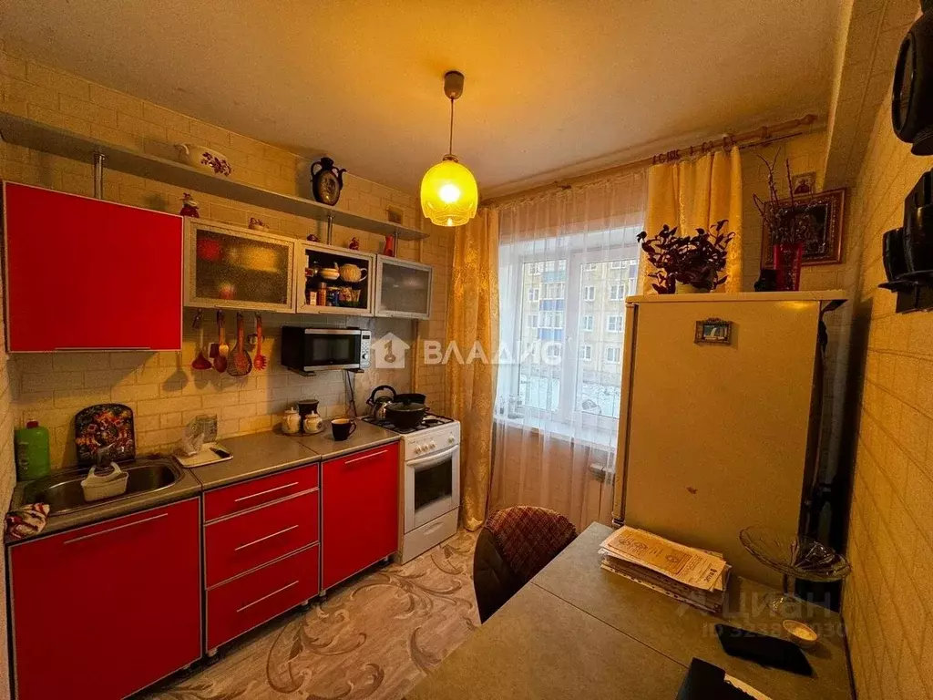 2-к кв. Иркутская область, Усолье-Сибирское ул. Стопани, 75 (44.8 м) - Фото 1