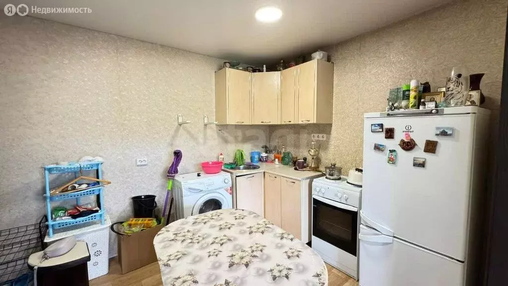 1к в -комнатной квартире (18 м) - Фото 0
