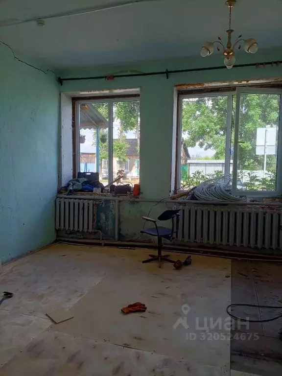 Помещение свободного назначения в Свердловская область, Алапаевский ... - Фото 1