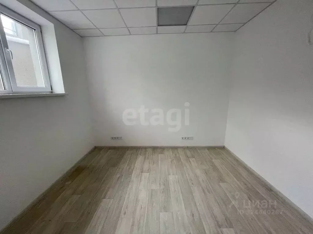 Офис в Крым, Симферополь ул. Генерала Родионова (21 м) - Фото 2