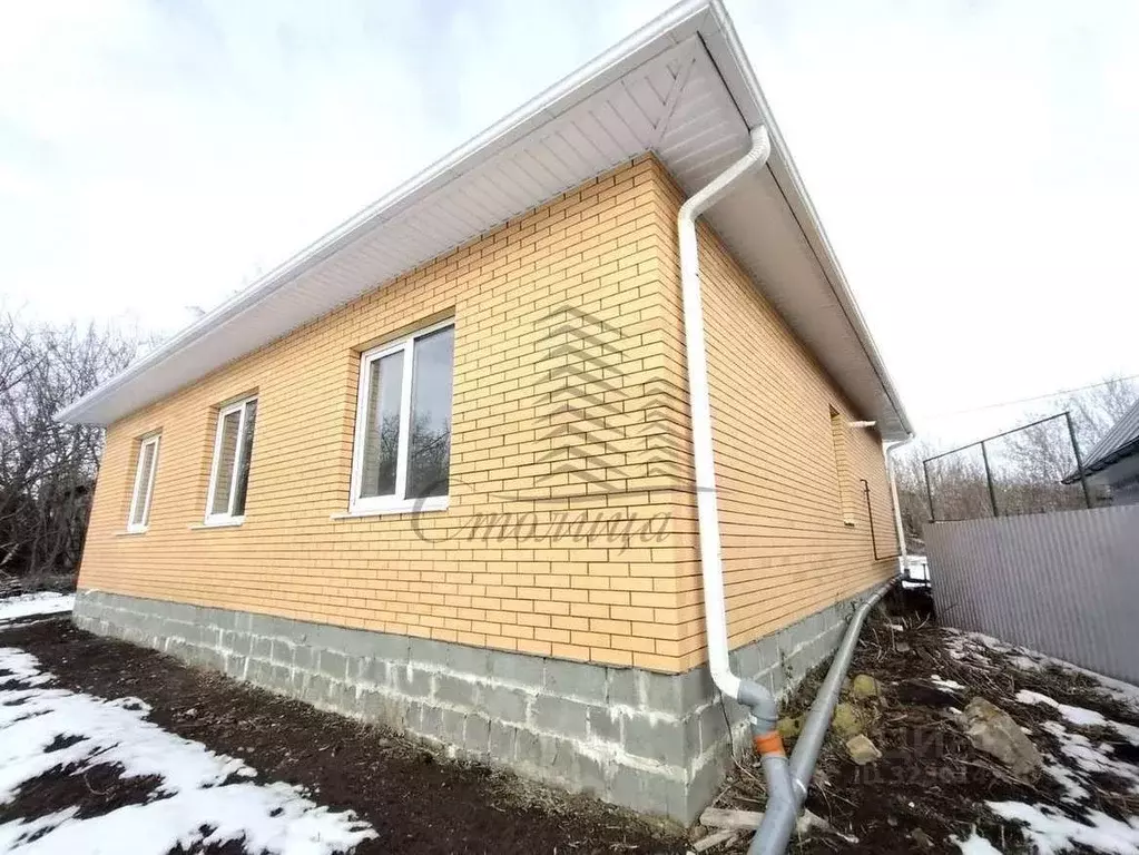 Коттедж в Белгородская область, Старооскольский городской округ, с. ... - Фото 1