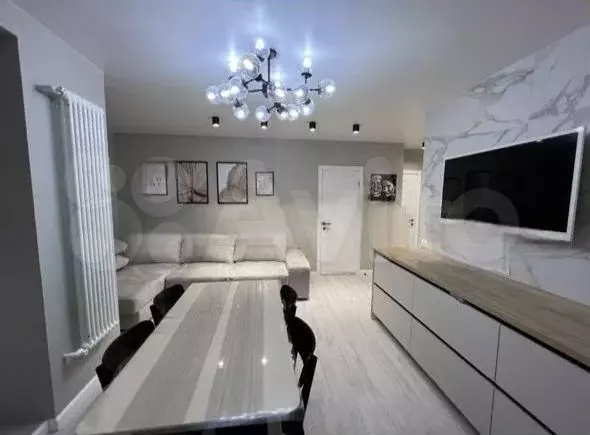3-к. квартира, 65 м, 8/9 эт. - Фото 1