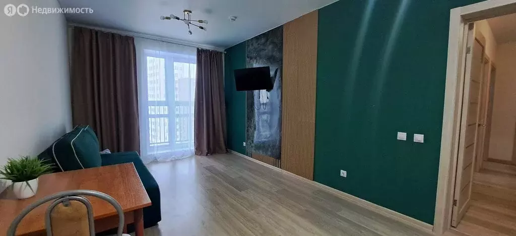 3-комнатная квартира: Пермь, улица КИМ, 57А (56.1 м) - Фото 2