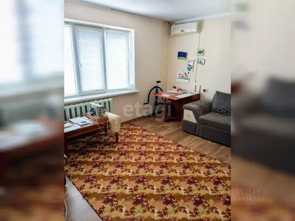 3-к кв. Крым, Щелкино Ленинский район, 3-й мкр, 102 (69.2 м) - Фото 1