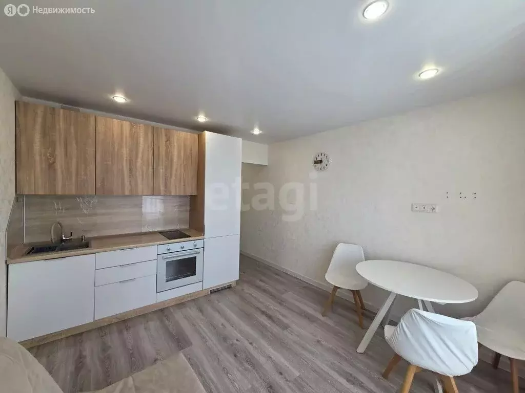 1-комнатная квартира: Тюмень, улица Монтажников, 38 (39.6 м) - Фото 2
