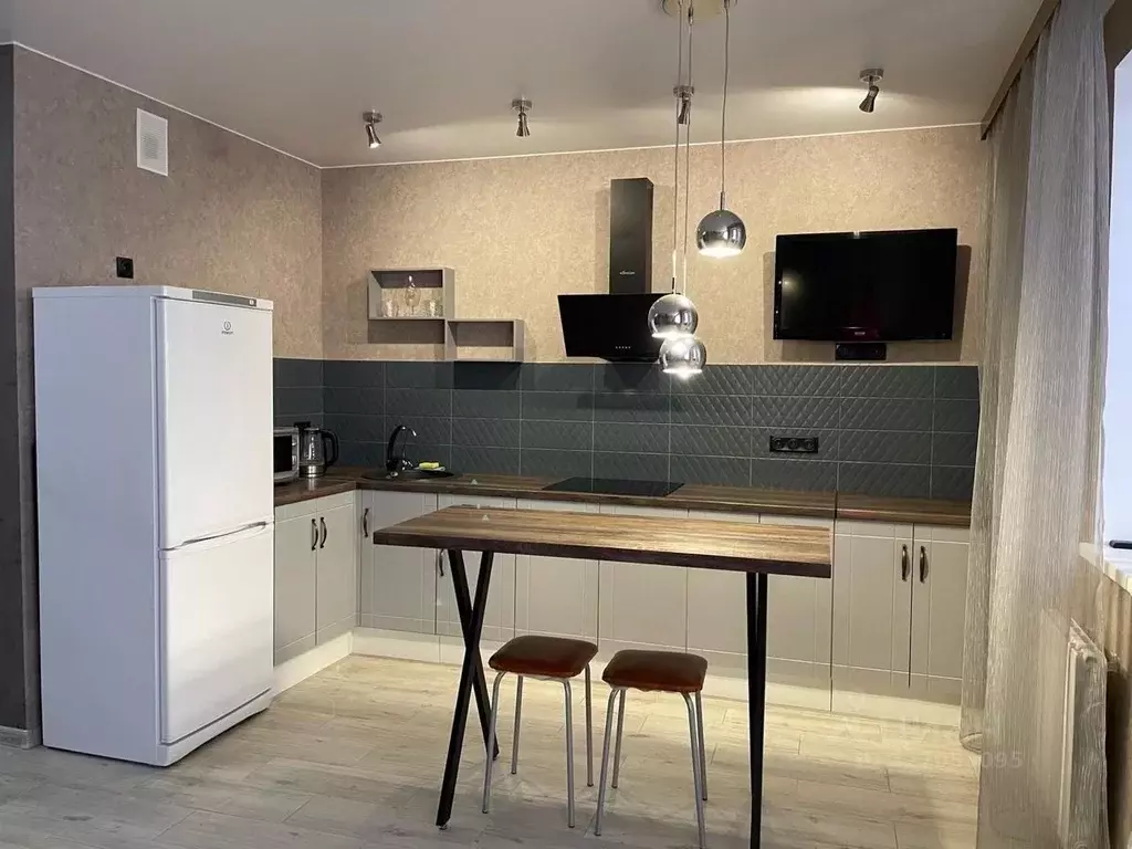 1-к кв. Саратовская область, Энгельс ул. Пушкина, 87 (41.0 м) - Фото 0