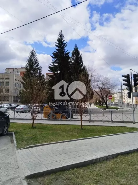 Комната Новосибирская область, Новосибирск просп. Дзержинского, 18 ... - Фото 0