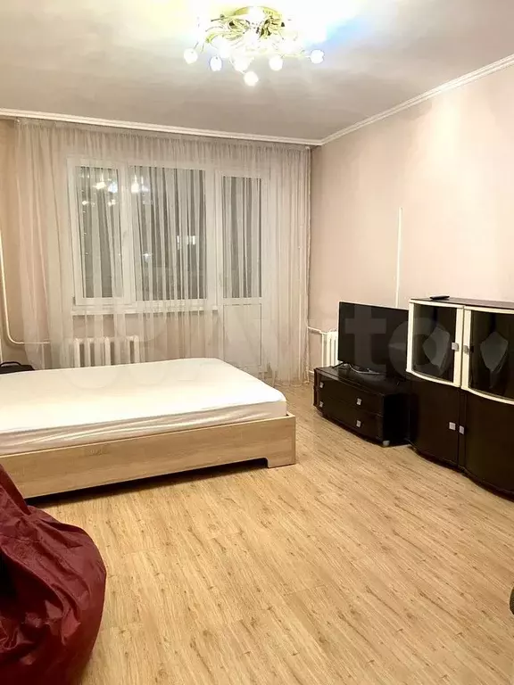 1-к. квартира, 46 м, 8/16 эт. - Фото 1