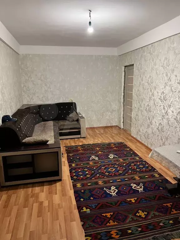 2-к. квартира, 60 м, 9/9 эт. - Фото 0