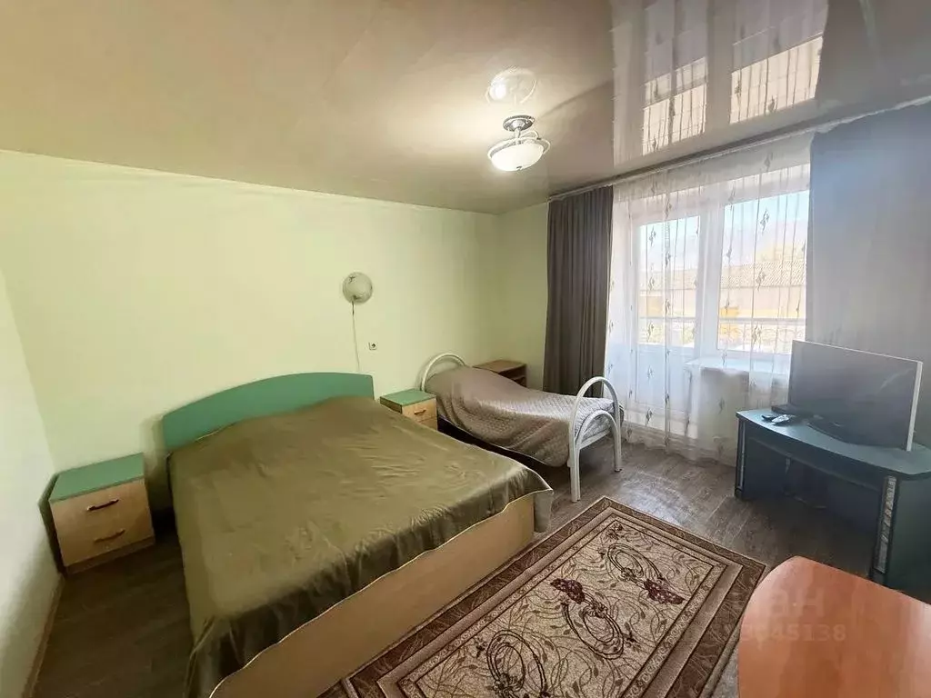 Комната Хакасия, Абаза ул. Гагарина, 5А - Фото 1