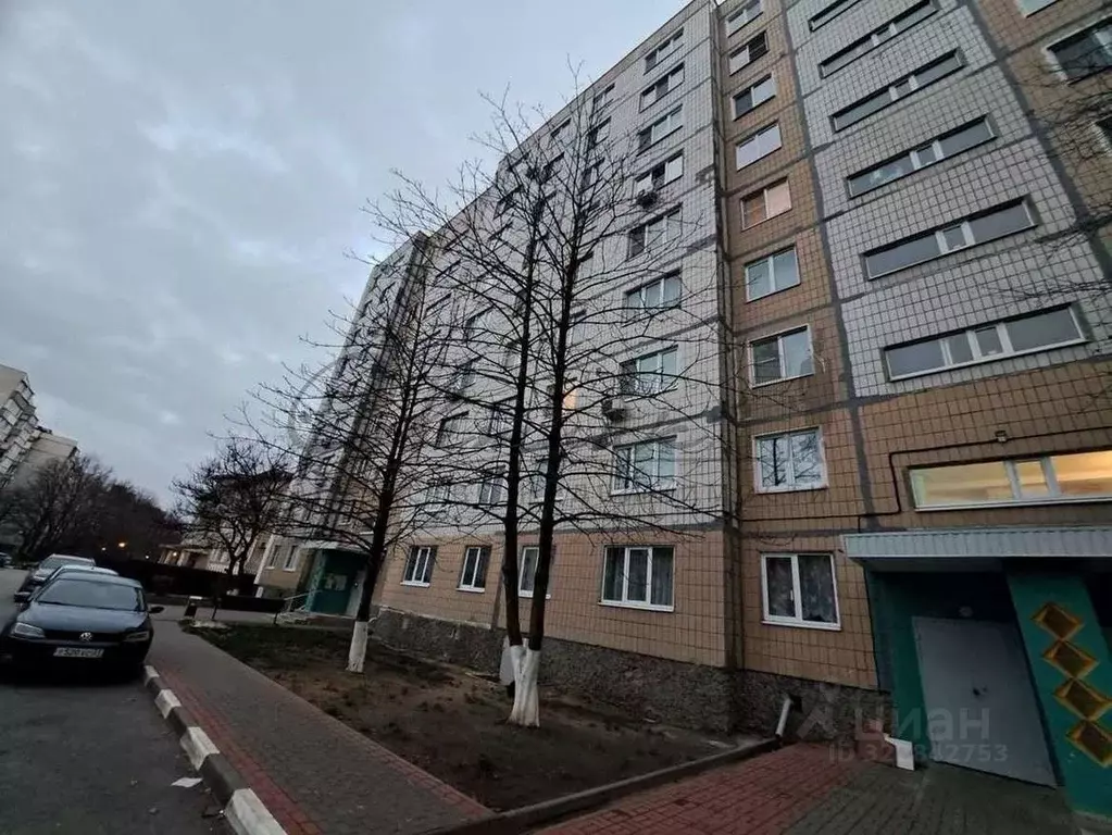 3-к кв. Белгородская область, Старый Оскол Королева мкр, 12А (65.0 м) - Фото 1