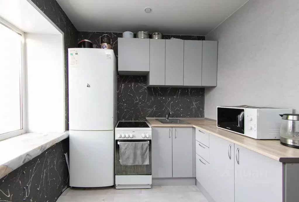 2-к кв. Томская область, Томск просп. Ленина, 202 (42.3 м) - Фото 2