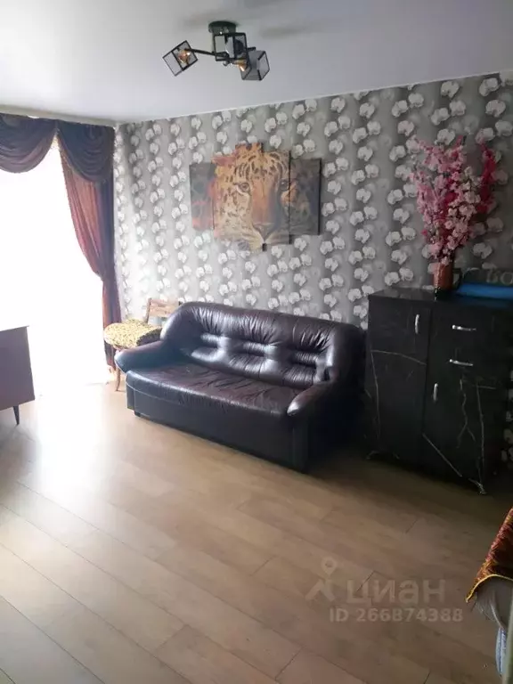 1-к кв. Новгородская область, Боровичи Пушкинская ул., 74 (30.0 м) - Фото 1
