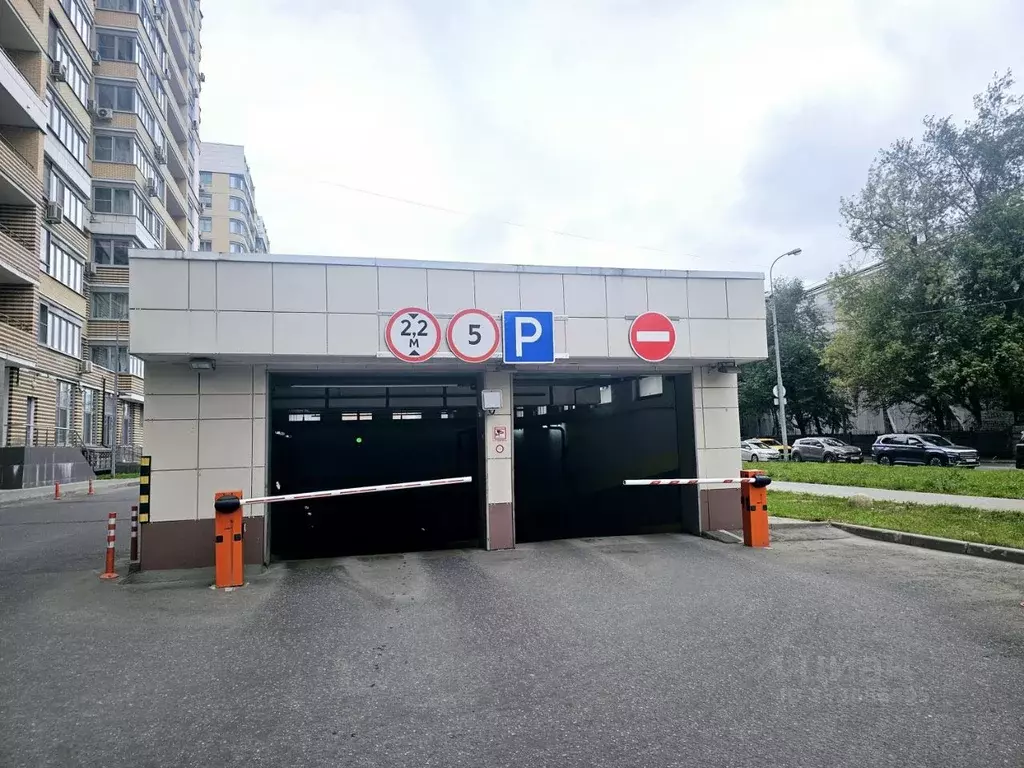 Гараж в Москва ул. Мельникова, 3к1 (14 м) - Фото 1