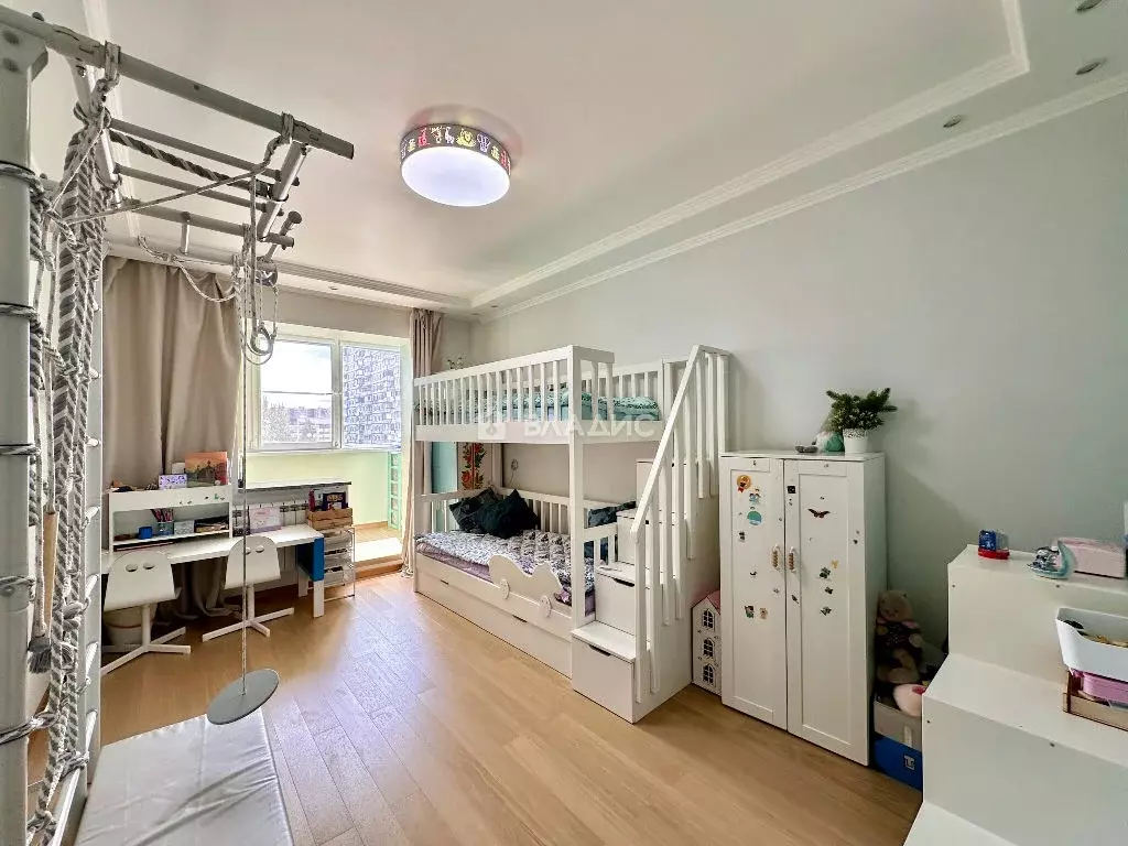 Продается 3-комнатная квартира - Фото 1