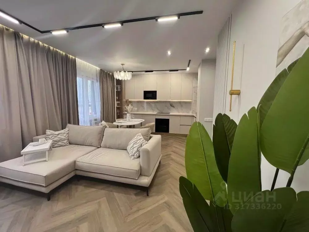 3-к кв. Иркутская область, Иркутск Гусарская тер., 4 (82.0 м) - Фото 0