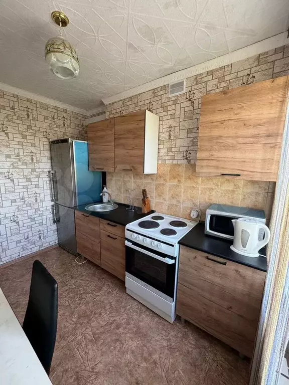 2-к. квартира, 44 м, 4/9 эт. - Фото 0