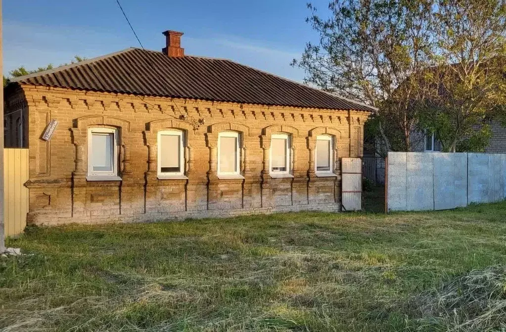 Дом в Белгородская область, Алексеевка ул. Ани Скоробогатько, 62 (50 ... - Фото 1