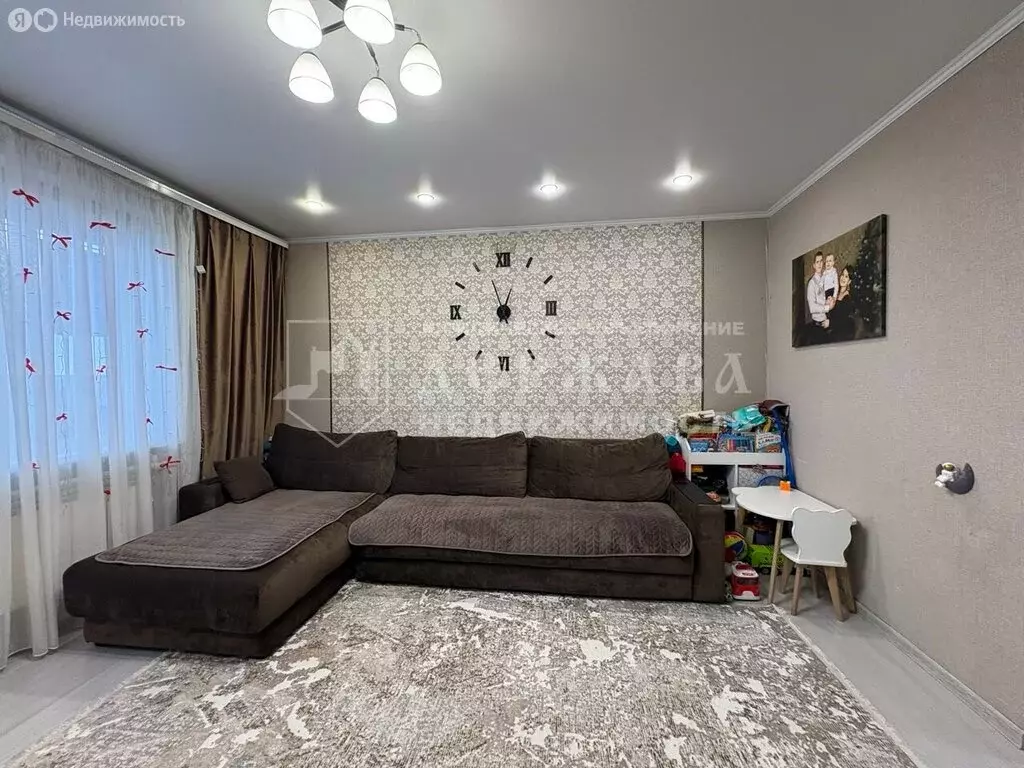 2-комнатная квартира: Междуреченск, улица Лазо, 10 (56.5 м) - Фото 1