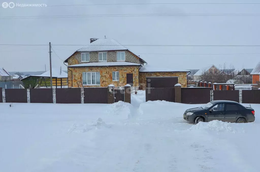 Дом в село Сузгарье, Придорожная улица (206 м) - Фото 0