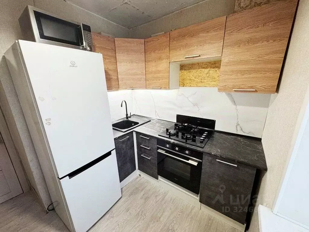 2-к кв. Свердловская область, Сысерть ул. Коммуны, 36 (45.1 м) - Фото 1