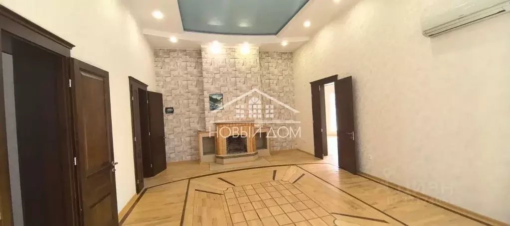 Дом в Кабардино-Балкария, Нальчик ул. Инессы Арманд, 46 (600 м) - Фото 1