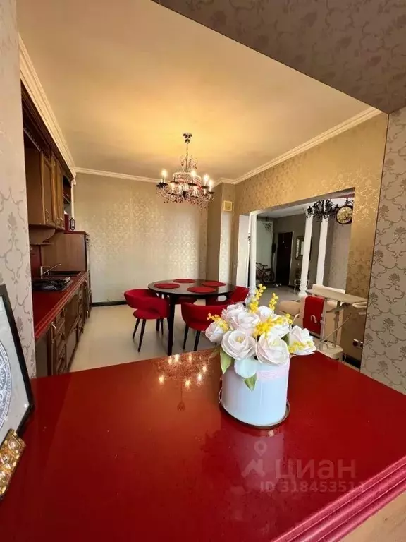 3-к кв. Саха (Якутия), Якутск ул. Пояркова, 23 (90.3 м) - Фото 0