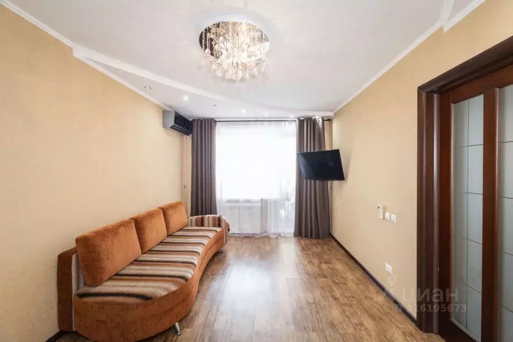 2-к кв. Хабаровский край, Комсомольск-на-Амуре ул. Гагарина, 13 (47.6 ... - Фото 0