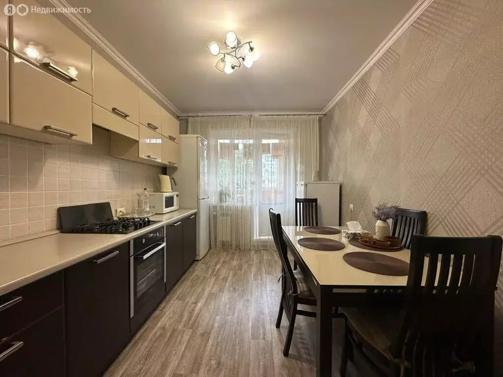3-комнатная квартира: Орёл, Планерная улица, 71 (73.2 м) - Фото 1