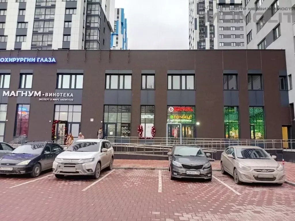 Торговая площадь в Свердловская область, Екатеринбург ул. Владимира ... - Фото 1