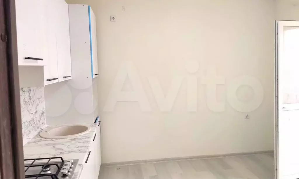 2-к. квартира, 69 м, 1/9 эт. - Фото 0