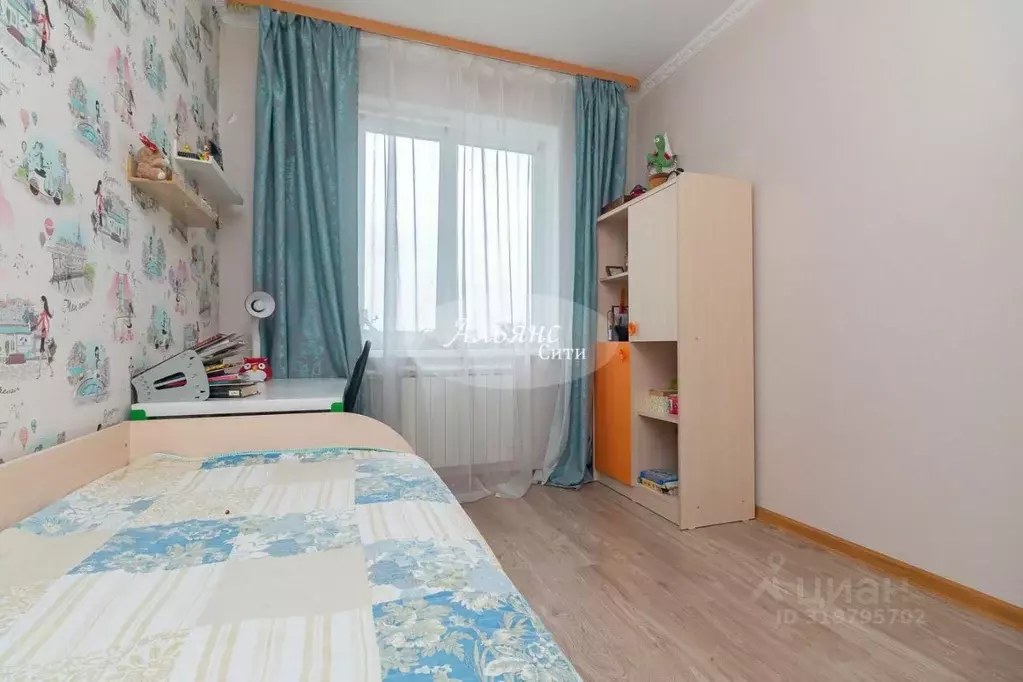 4-к кв. Омская область, Омск просп. Мира, 102 (60.8 м) - Фото 0