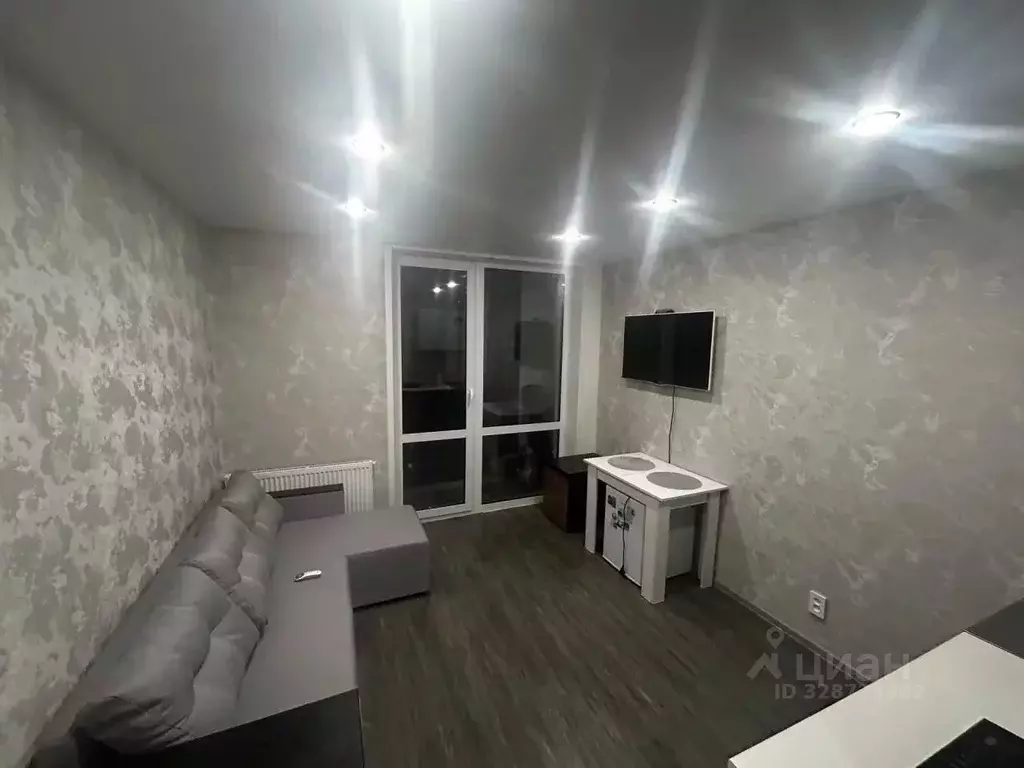 Студия Свердловская область, Екатеринбург Уктус жилрайон, Светлый мкр, ... - Фото 1