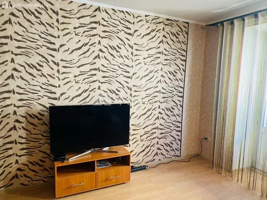 1-комнатная квартира: Барнаул, улица 80-й Гвардейской Дивизии, 32 ... - Фото 2